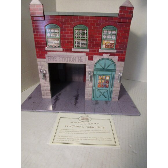 Hallmark Kiddie Car Corner Collection Fire Station #1 Ltd Ed. 1999 Door Opens - Picture 1 of 15
